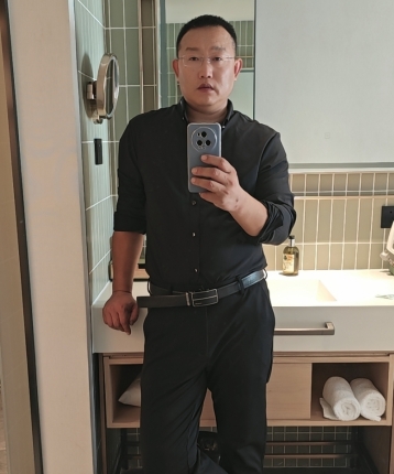 红尘游客的头像