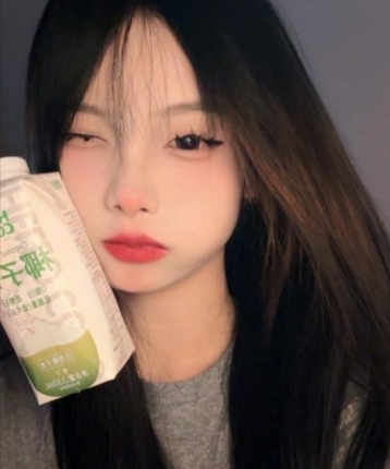 早点睡吖的头像