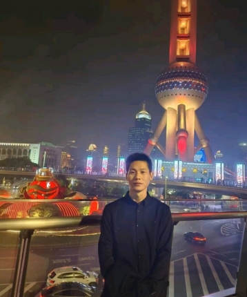 人生不逐流的头像