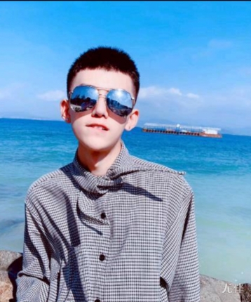 小狐狸吃香蕉的头像