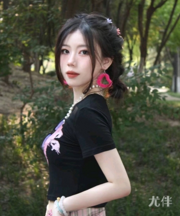 好想吃莓的头像