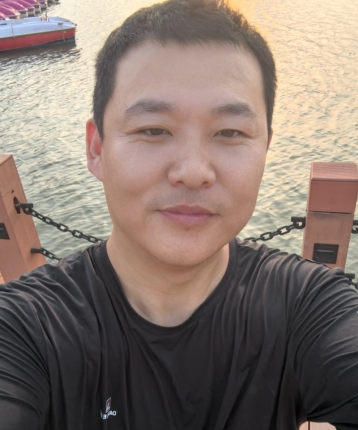 大西北康巴汉子的头像