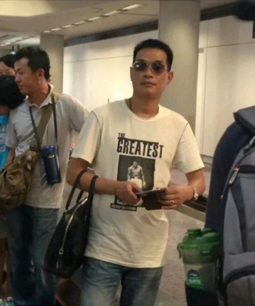 甲绝对洒脱的头像