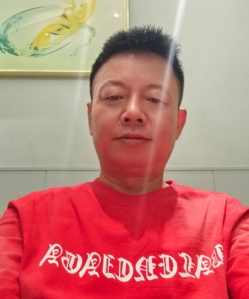 御湖军哥的头像