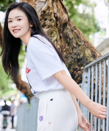 i岁月静好的头像