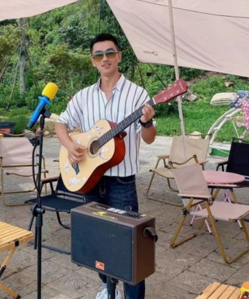 陪伴来开心的头像