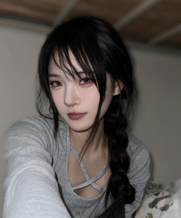 佳Yi的头像