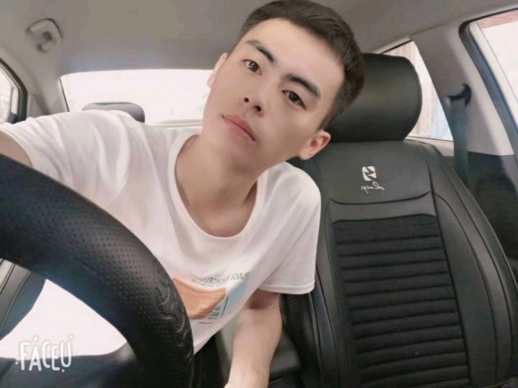 小先生4661的头像