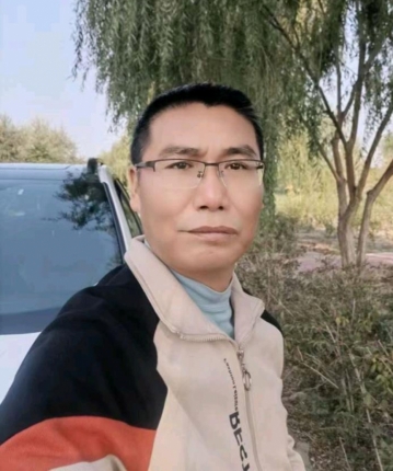 四月的回忆的头像