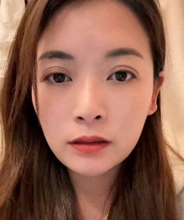 解忧花圃的头像