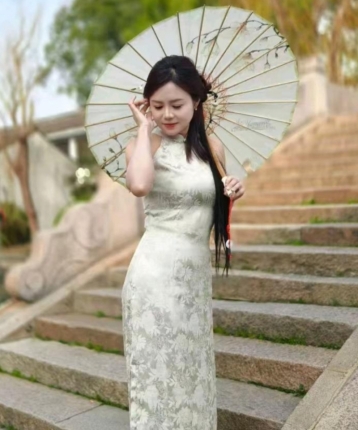 女女的头像