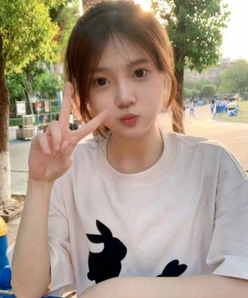 多C多漂亮的头像