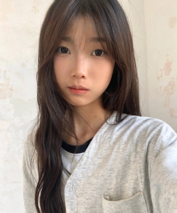 酸奶嘟噜的头像