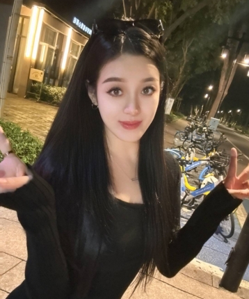 小小灰灰的头像