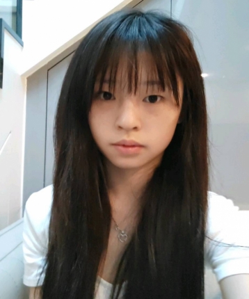 小雅不爱吃醋的头像