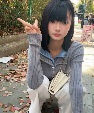 绿匣子里的猫.的头像