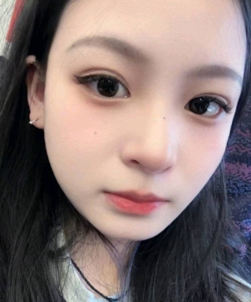 微微甜笑的头像