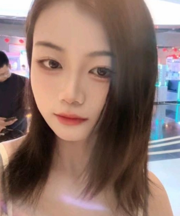 糖糖笑笑的头像