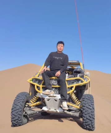 到处乱走的小绵羊的头像