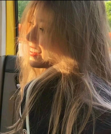雨迹的头像