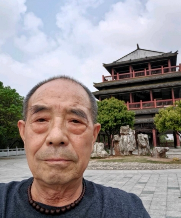 一叶清木的头像