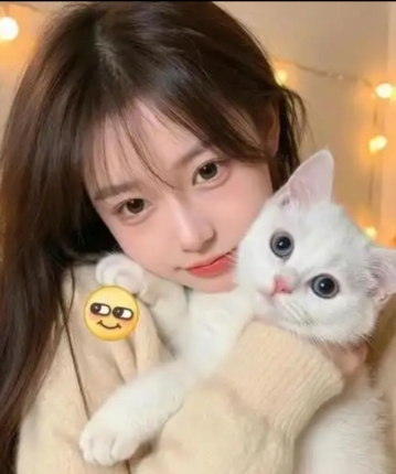 小草莓玫的头像