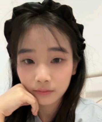 故事很长的头像