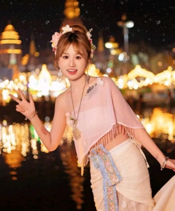 蝴蝶结妹妹的头像