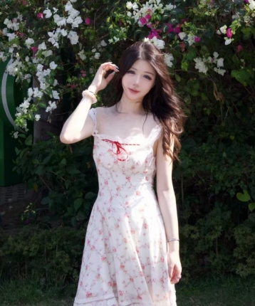 邓邓不困的头像