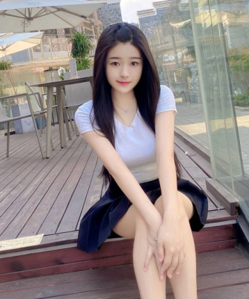 诗诗很单纯的头像