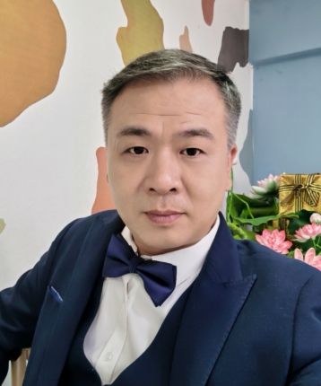 暖暖大叔的头像