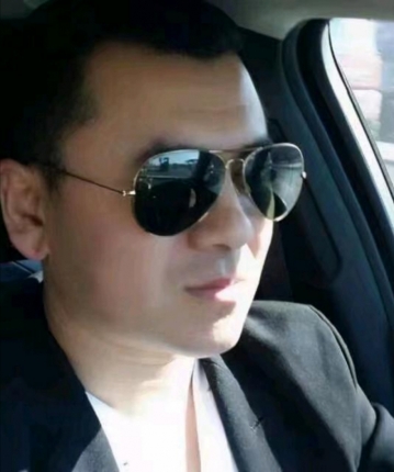 清尊素影521的头像