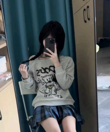 漂亮的姑娘的头像