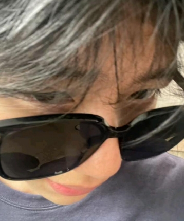亚摘的头像