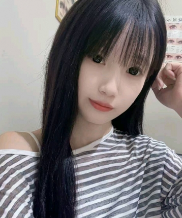 一边一半的头像