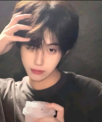 xiaofeiivoo的头像