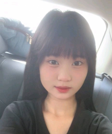 桃花朵朵的头像