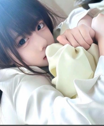 九点一定睡的头像