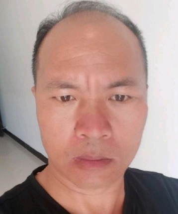 憨憨的企鹅的头像