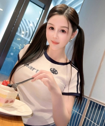 努尔阿曼丽莎的头像