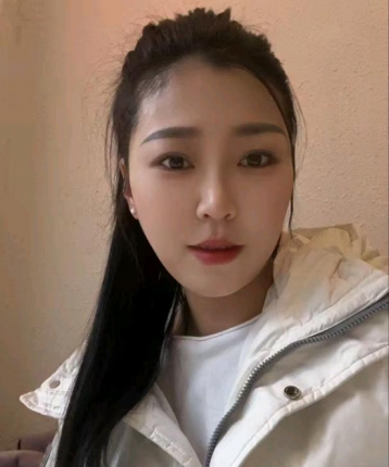 可可爱吃糖的头像