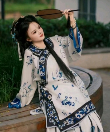 无叶的花5858的头像