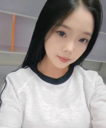 衣怡怡怡的头像