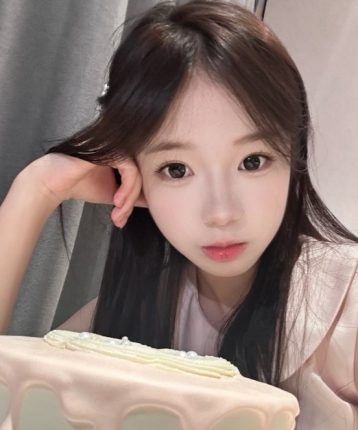 滋滋不甜的头像