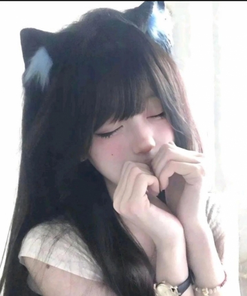 甜甜草莓的头像