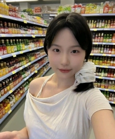 深圳伴游会跳舞的瑶瑶照片