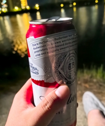 狗不嫌家贫的头像