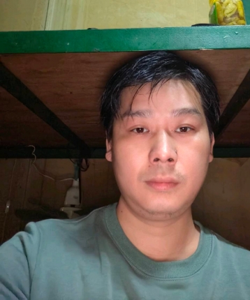 勾勾画画姐姐的头像