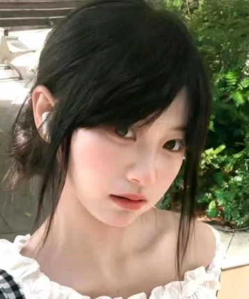 村里在逃公主的头像