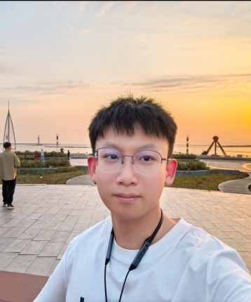 炽焰幽狼的头像